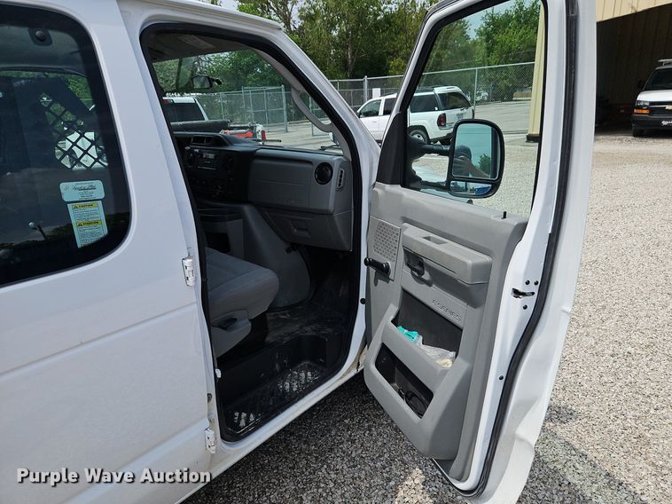 image for item EI3817 2014 Ford E150 van