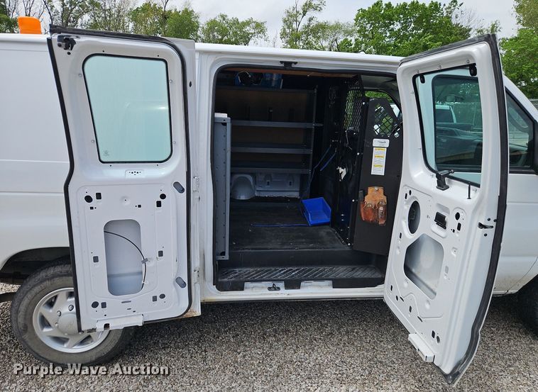 image for item EI3817 2014 Ford E150 van