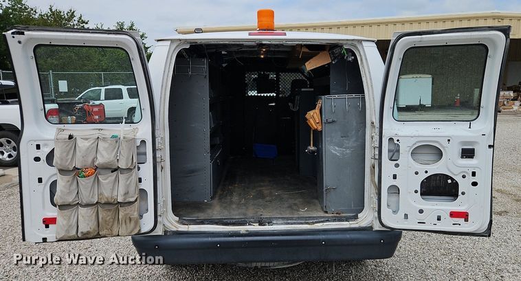image for item EI3817 2014 Ford E150 van