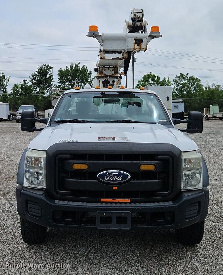 image for item EI3818 2011 Ford F450 Super Duty XL bucket truck