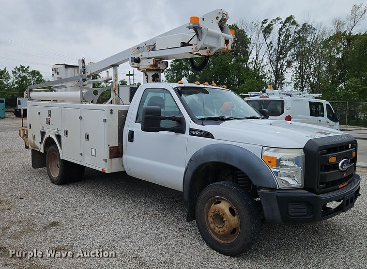 image for item EI3818 2011 Ford F450 Super Duty XL bucket truck