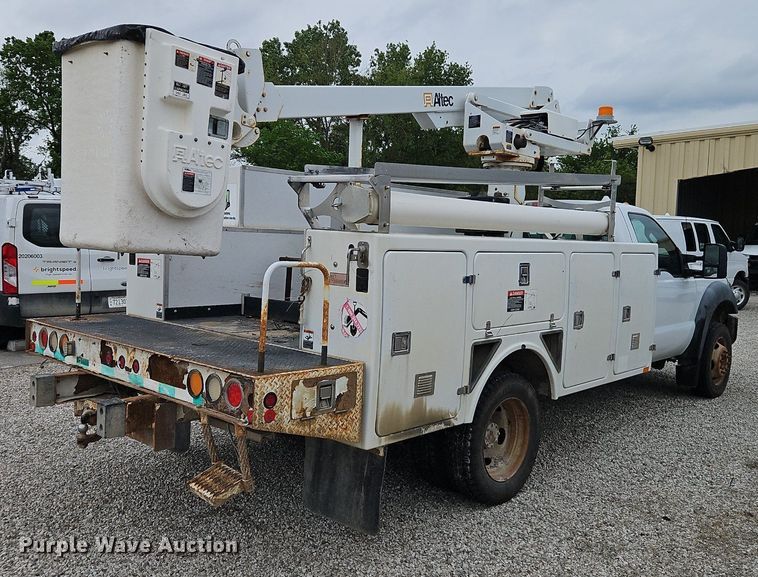 image for item EI3818 2011 Ford F450 Super Duty XL bucket truck