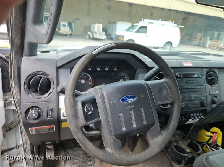 image for item EI3818 2011 Ford F450 Super Duty XL bucket truck