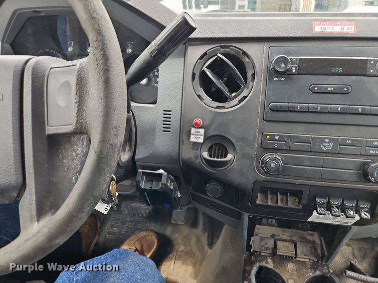 image for item EI3818 2011 Ford F450 Super Duty XL bucket truck