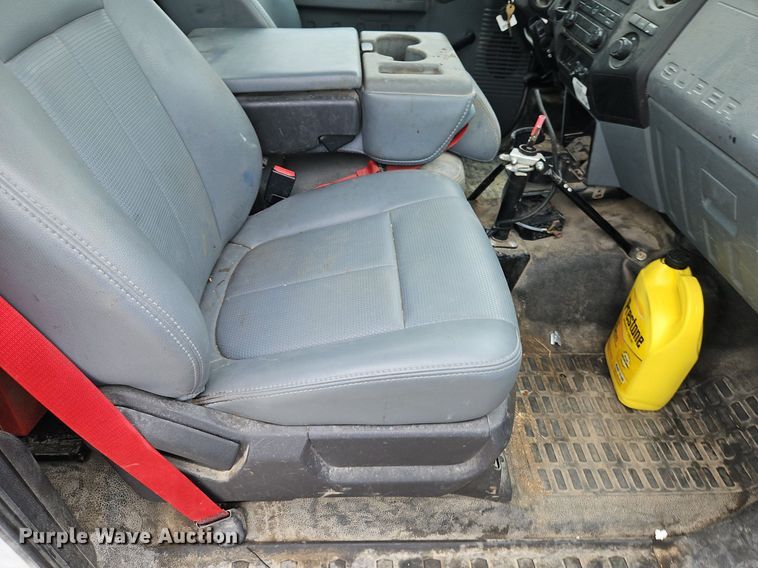 image for item EI3818 2011 Ford F450 Super Duty XL bucket truck