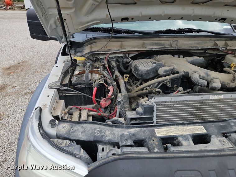 image for item EI3818 2011 Ford F450 Super Duty XL bucket truck