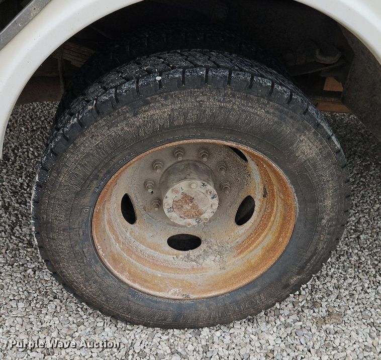 image for item EI3818 2011 Ford F450 Super Duty XL bucket truck