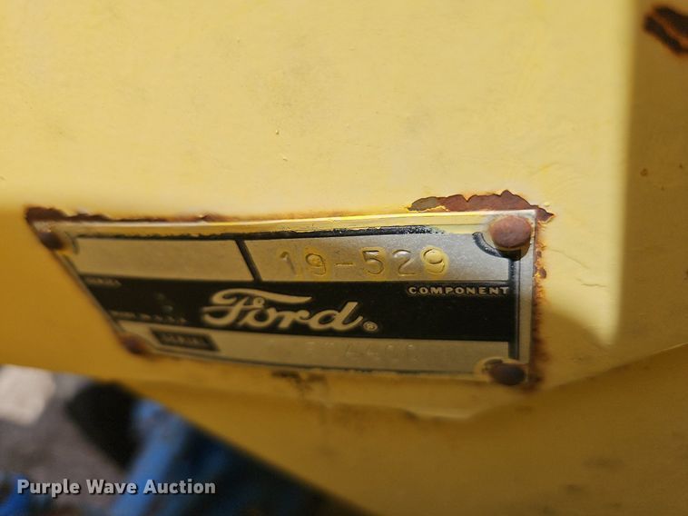 image for item EI3823 1970 Ford 3400 tractor