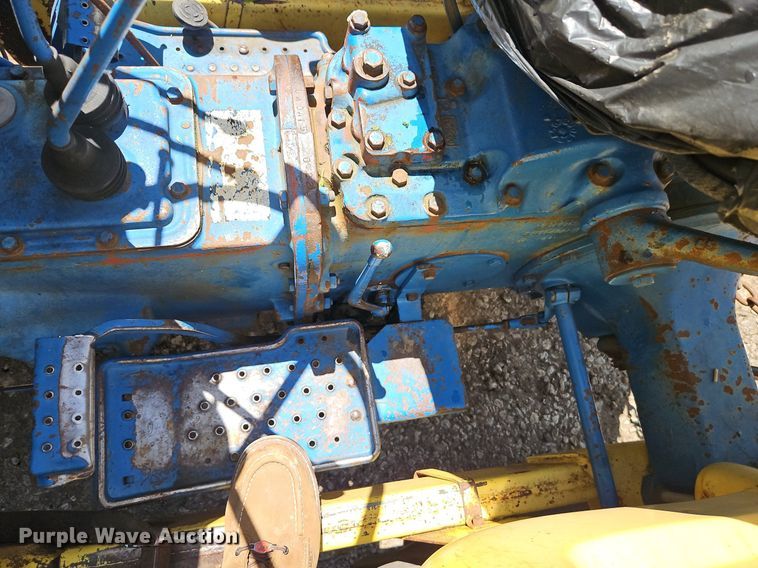 image for item EI3823 1970 Ford 3400 tractor