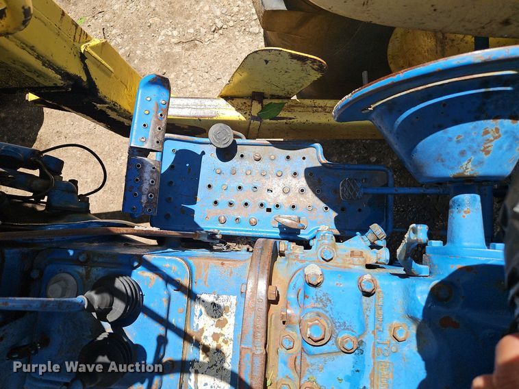 image for item EI3823 1970 Ford 3400 tractor