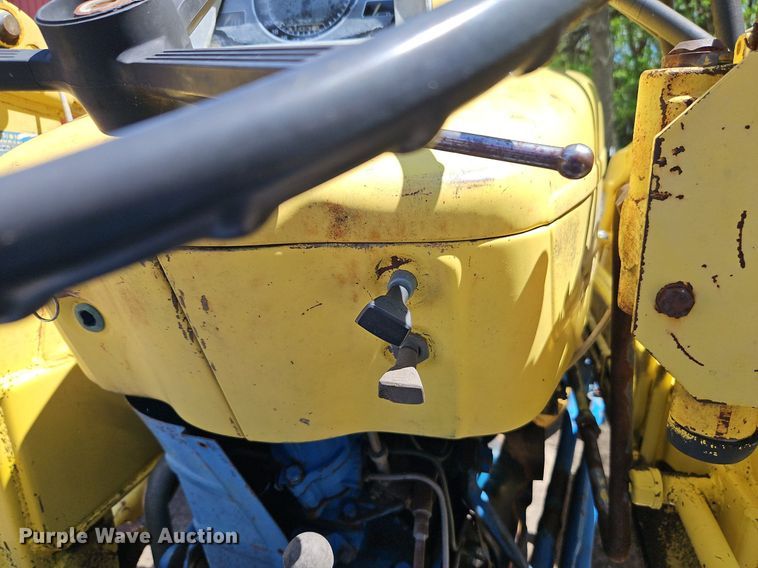 image for item EI3823 1970 Ford 3400 tractor