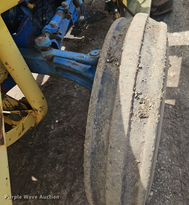 image for item EI3823 1970 Ford 3400 tractor