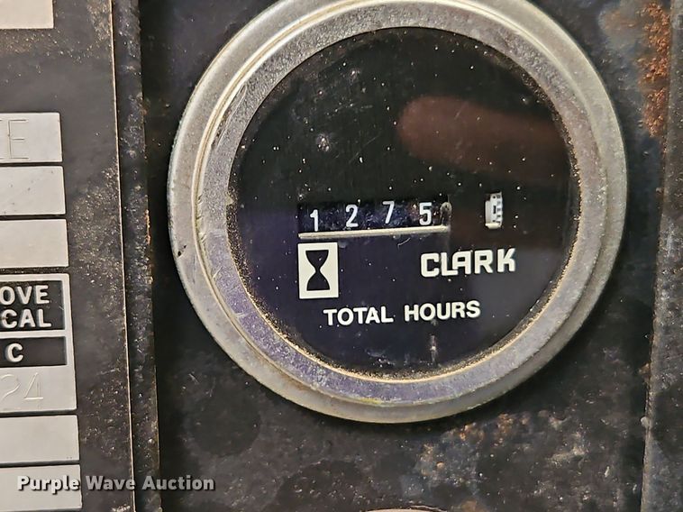 image for item EI3824 Clark S40 order picker