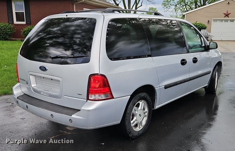 image for item EI3827 2007 Ford Freestar SE van