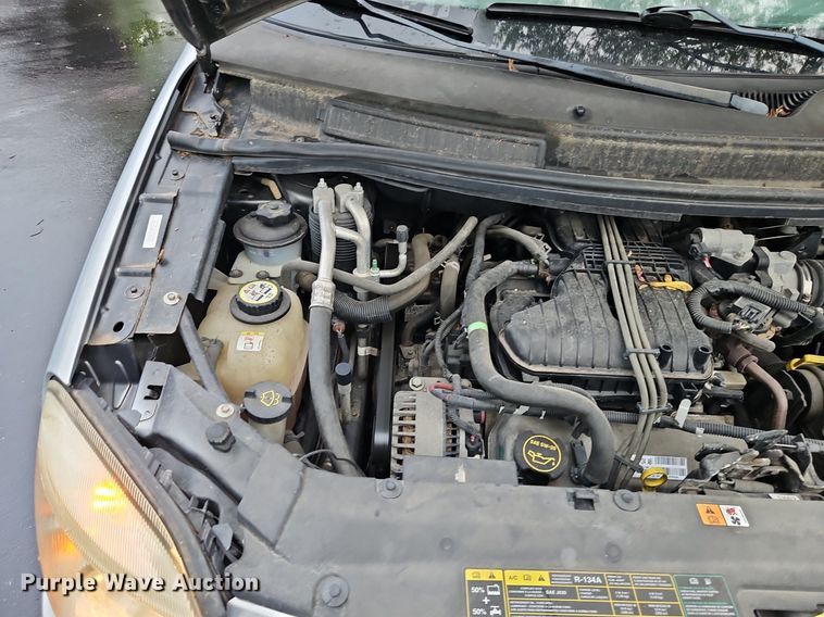 image for item EI3827 2007 Ford Freestar SE van