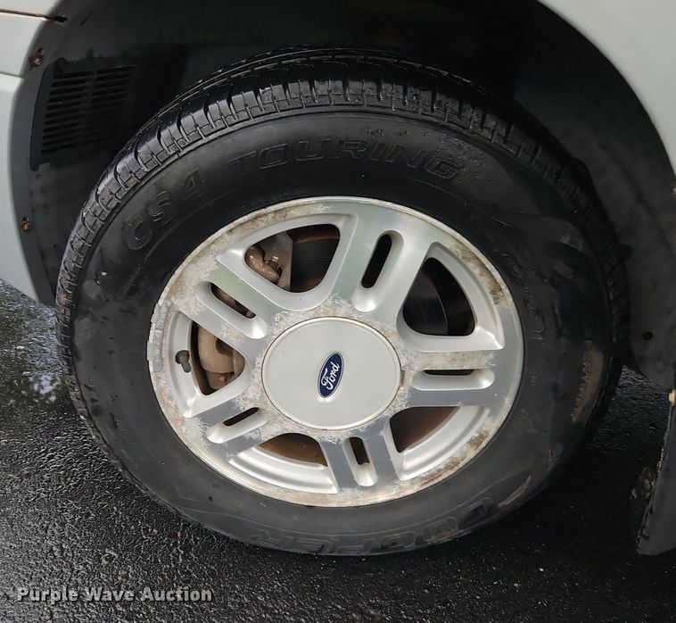 image for item EI3827 2007 Ford Freestar SE van