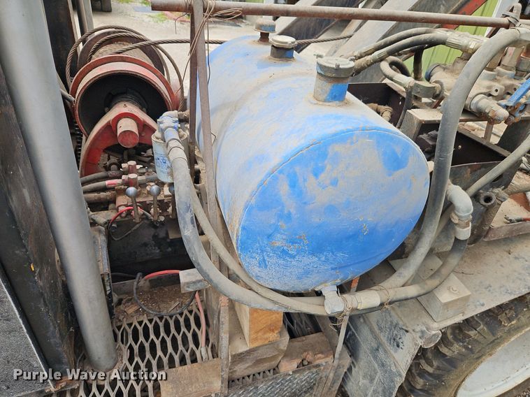 image for item EI3829 1964 Chevrolet C60 tow truck