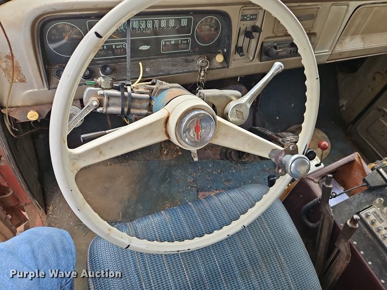 image for item EI3829 1964 Chevrolet C60 tow truck