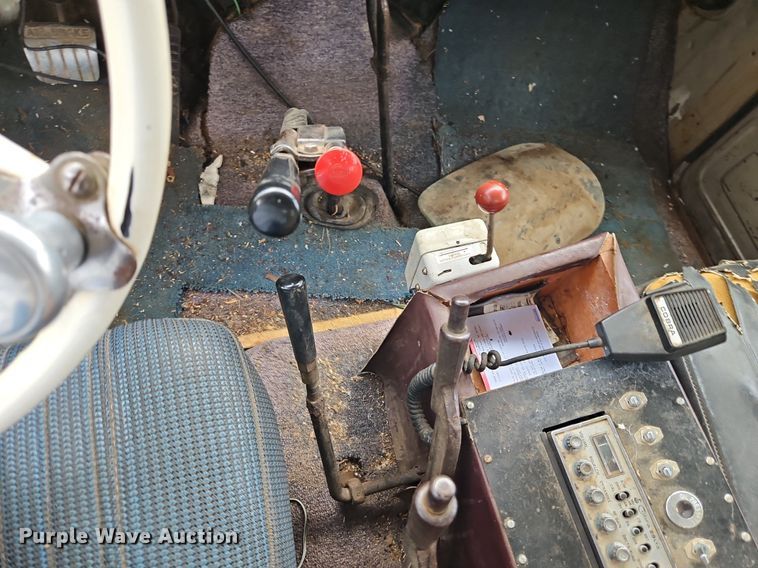 image for item EI3829 1964 Chevrolet C60 tow truck