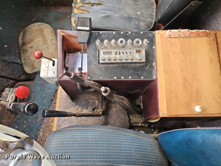 image for item EI3829 1964 Chevrolet C60 tow truck