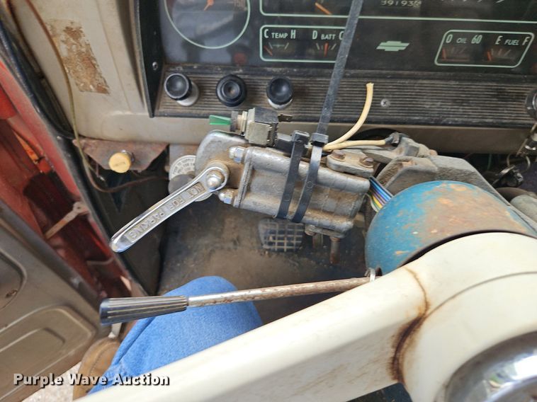 image for item EI3829 1964 Chevrolet C60 tow truck