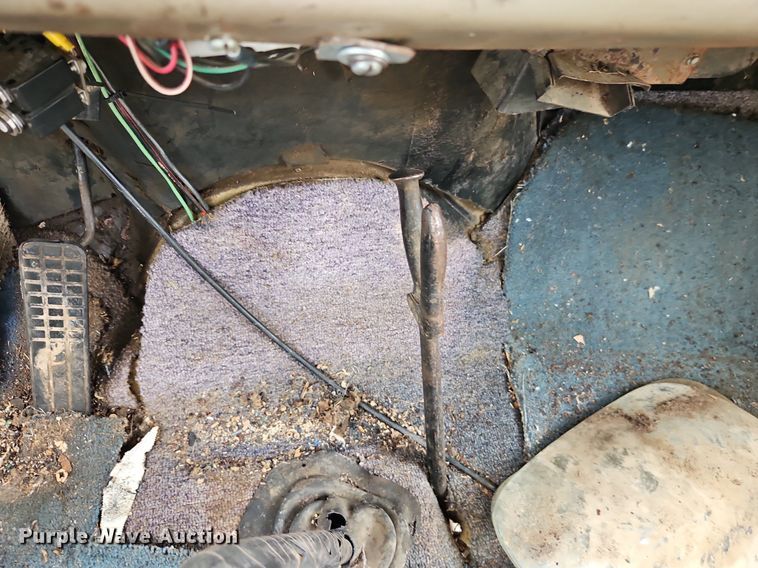 image for item EI3829 1964 Chevrolet C60 tow truck