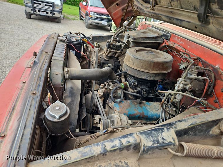 image for item EI3829 1964 Chevrolet C60 tow truck