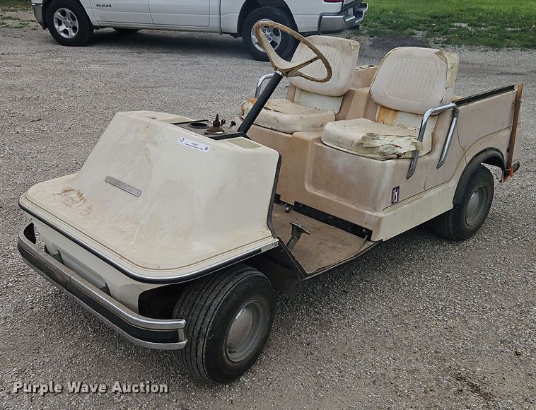 image for item EI3830 AMF Harley-Davidson golf cart