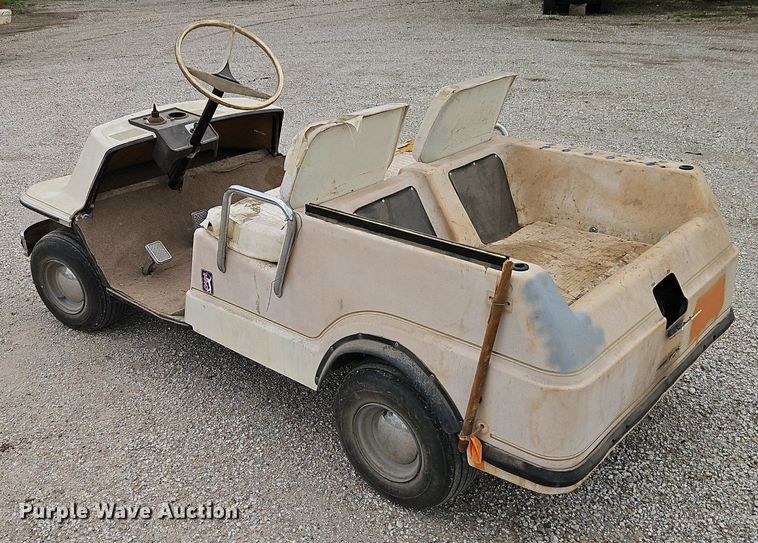 image for item EI3830 AMF Harley-Davidson golf cart