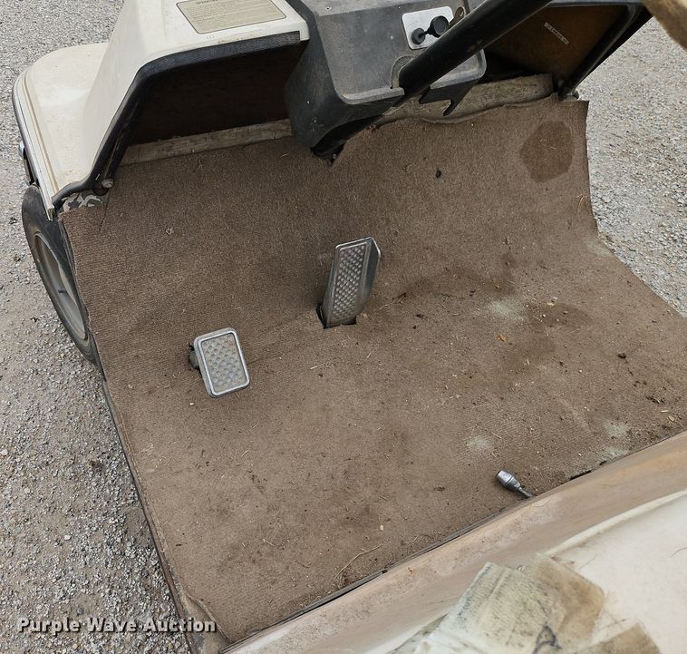 image for item EI3830 AMF Harley-Davidson golf cart