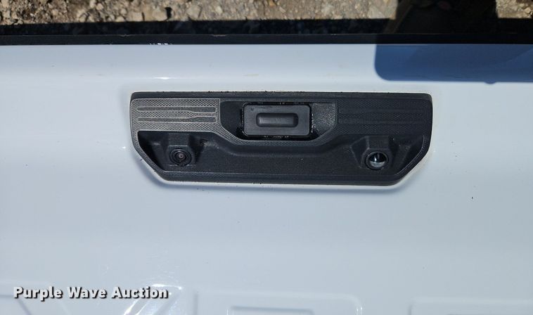 image for item EI3835 Chevrolet  Silverado  tailgate