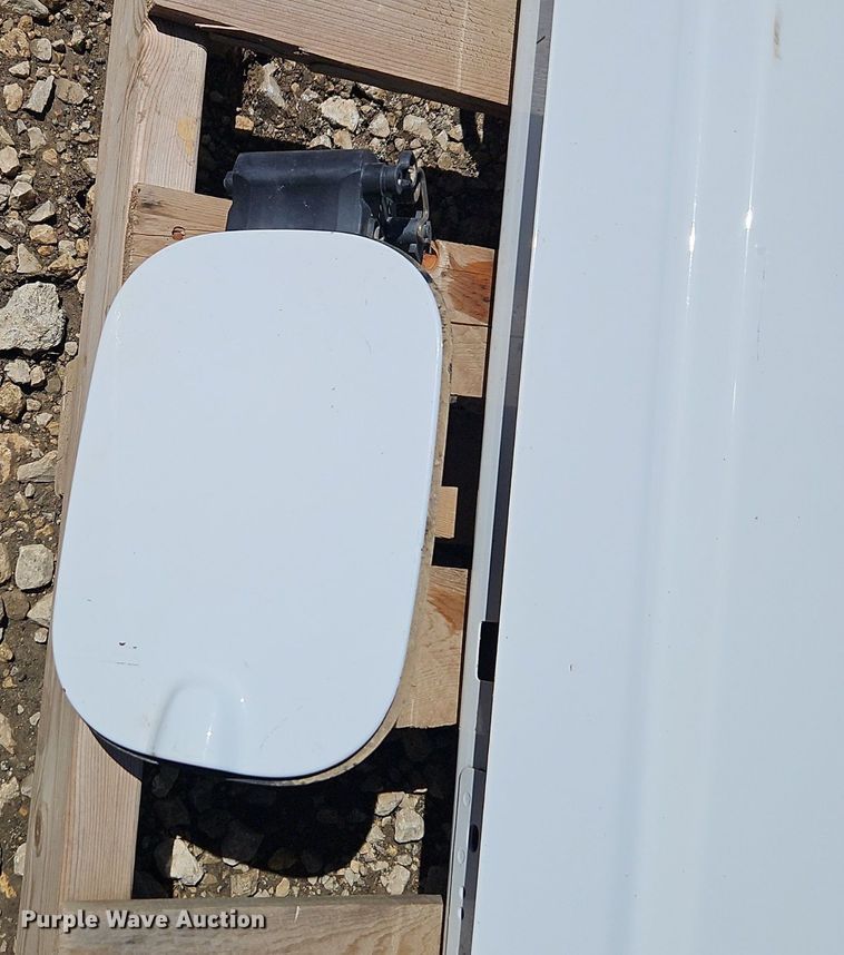 image for item EI3835 Chevrolet  Silverado  tailgate