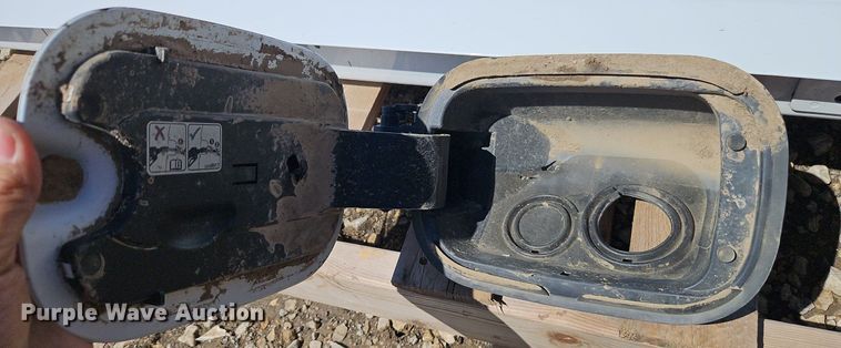 image for item EI3835 Chevrolet  Silverado  tailgate