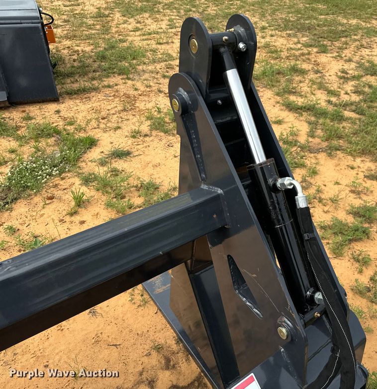 image for item EJ0620 2023 LandHonor LG-13-33D log grapple