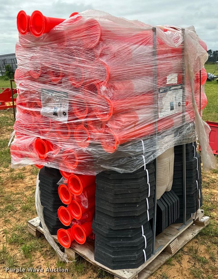 image for item EJ0631 Safety cones