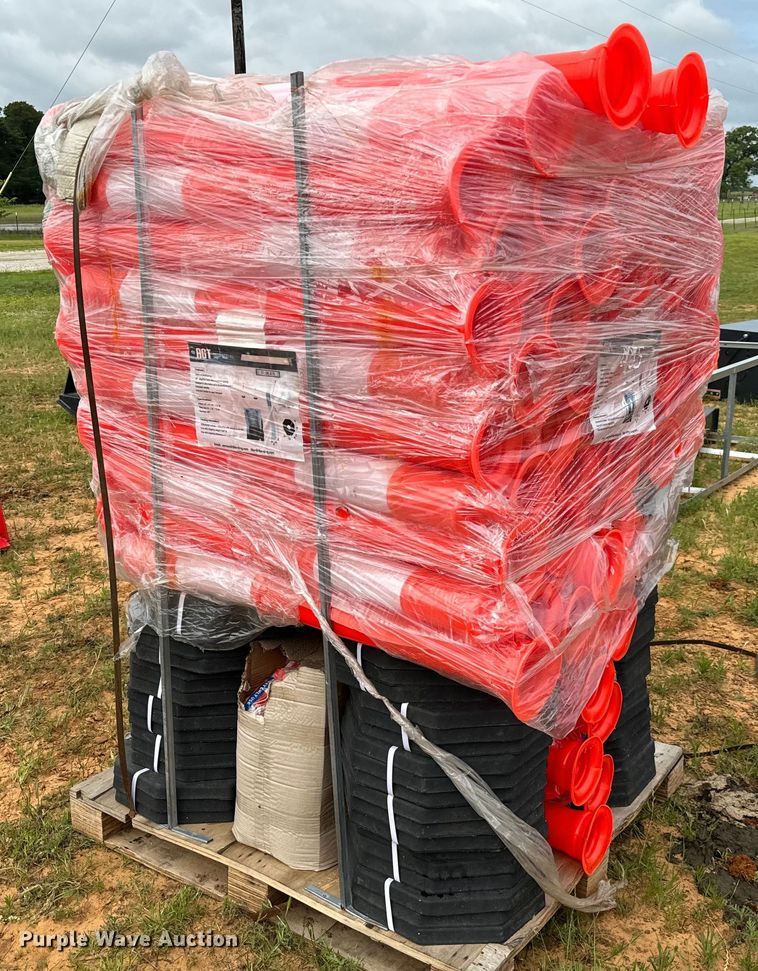 image for item EJ0631 Safety cones