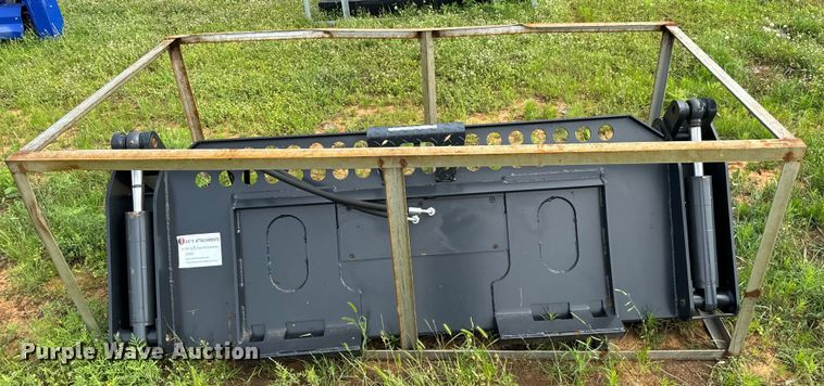 image for item EJ0645 JCT skid steer bucket