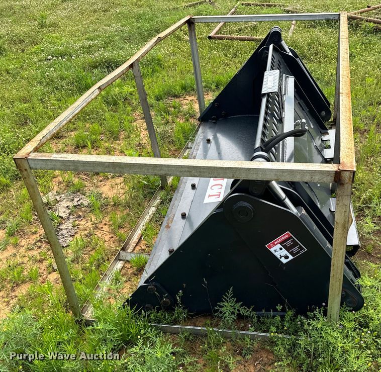 image for item EJ0645 JCT skid steer bucket