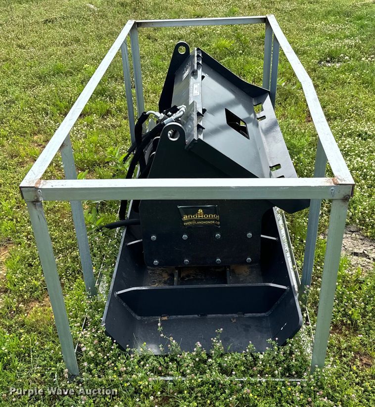 image for item EJ0646 2023 LandHonor PC-11-72W skid steer plate compactor