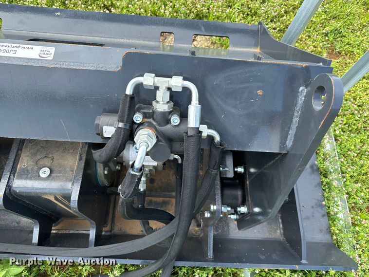 image for item EJ0646 2023 LandHonor PC-11-72W skid steer plate compactor