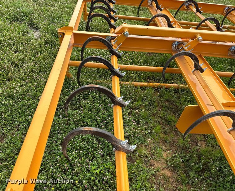 image for item EJ0647 2023 LandHonor HAG-12-24Q skid steer bale accumulator grapple