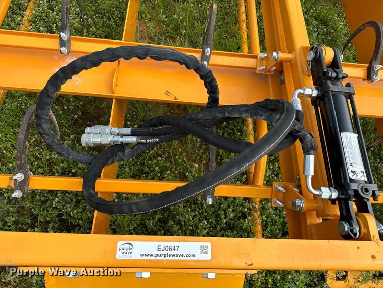 image for item EJ0647 2023 LandHonor HAG-12-24Q skid steer bale accumulator grapple