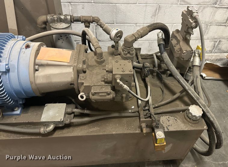 image for item EJ2693 2005 Allegheny baler