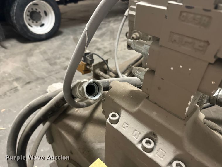 image for item EJ2693 2005 Allegheny baler