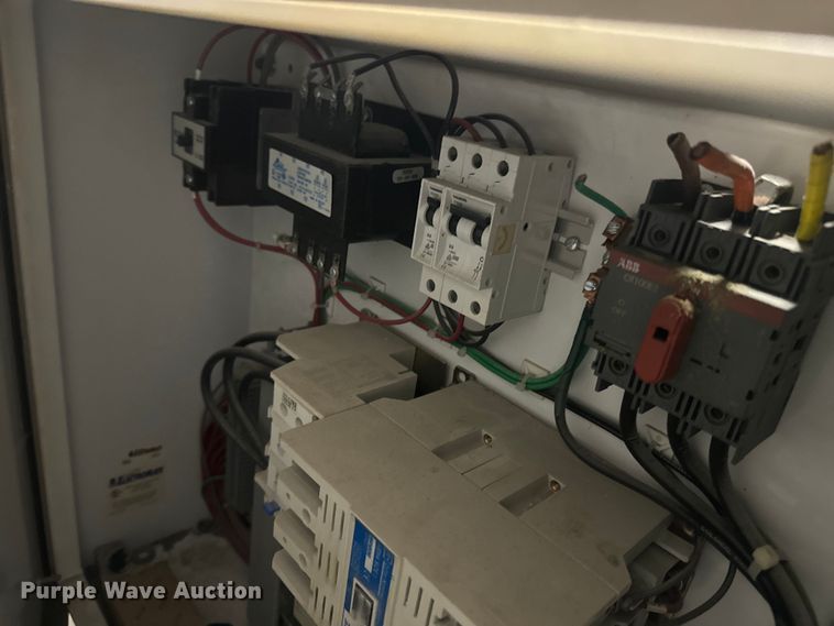 image for item EJ2693 2005 Allegheny baler