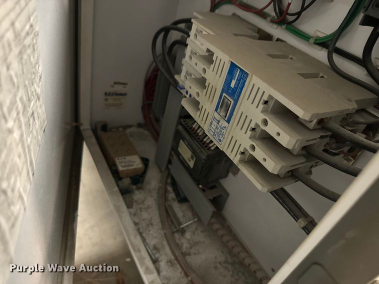 image for item EJ2693 2005 Allegheny baler