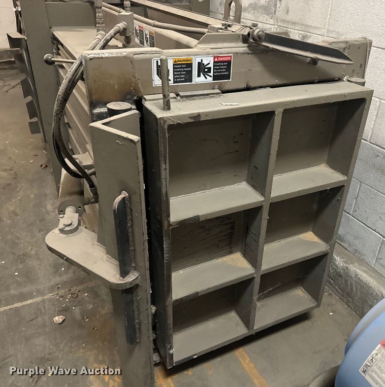 image for item EJ2693 2005 Allegheny baler