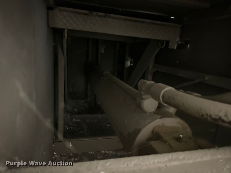 image for item EJ2693 2005 Allegheny baler