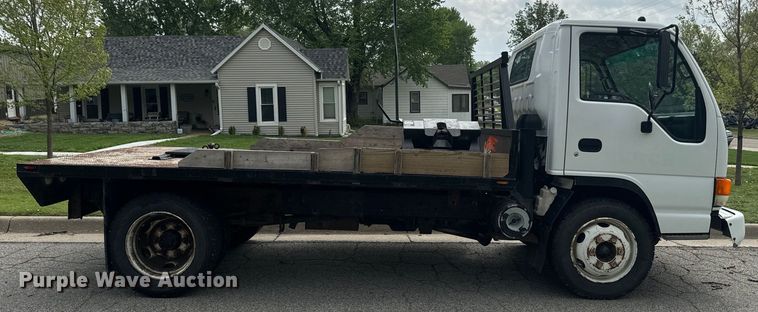 image for item EJ2694 1998 Isuzu NPR flatbed truck