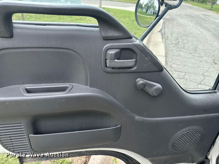 image for item EJ2694 1998 Isuzu NPR flatbed truck